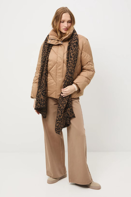 Жіночий одяг