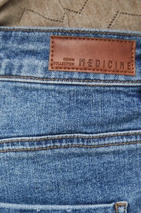 Джинсы женские MEDICINE RW23-SJD020